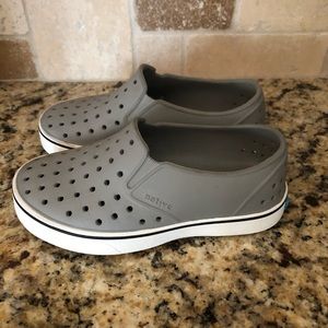 Native Miles Slip-ons